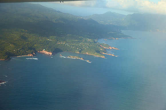 Sea Cliff is near the center.